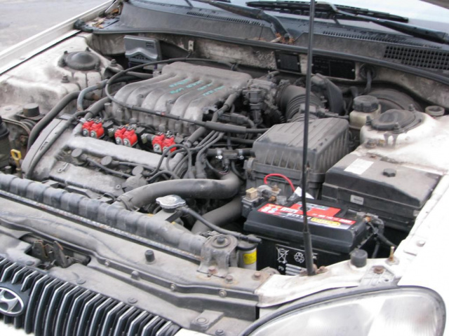 Двигатель 2, 5 V6 HYUNDAI SONATA