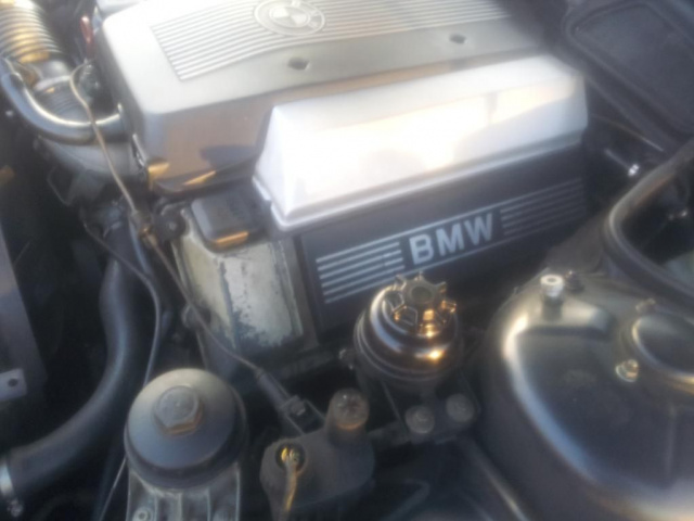Двигатель BMW E32 E38 740i E34 540i M60B40