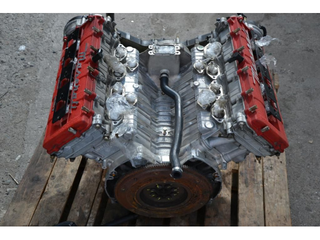Двигатель MASERATI 3200 GT V8 4AC 98-01 AM585 без навесного оборудования