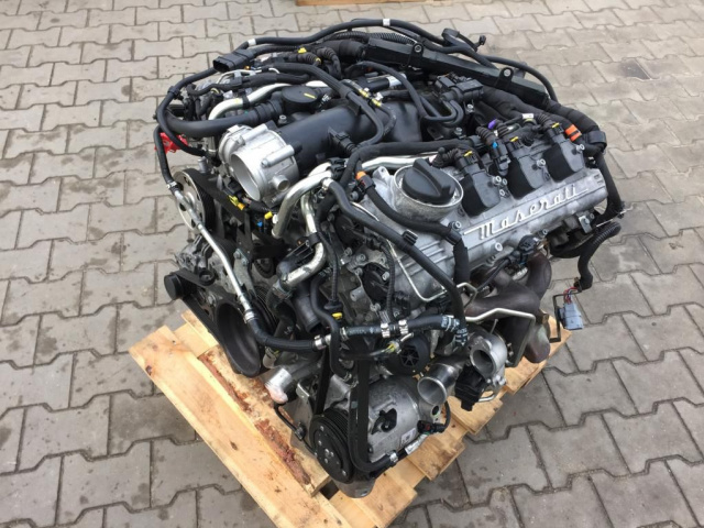 MASERATI GHIBLI V6 3.0 410KM SQ4 двигатель бензин