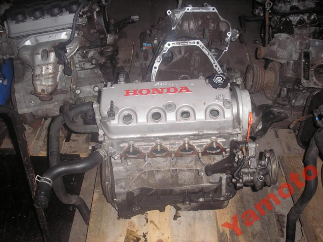 Двигатель Honda Civic 96-01 d16y7 coupe