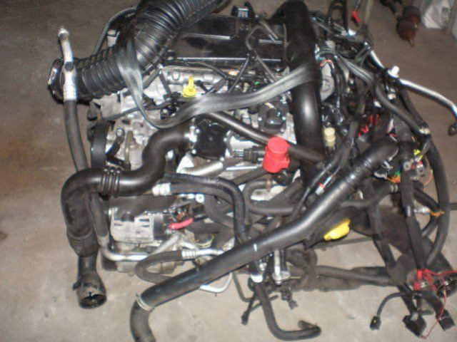 Двигатель 2, 3 CDTI OPEL MOVANO M9T 676