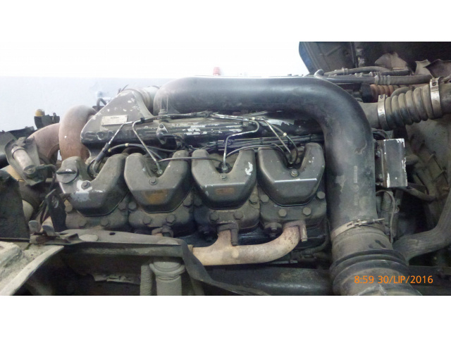 Двигатель SCANIA 460 в сборе, поврежденный