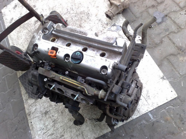 HONDA CR-V 2.0 16V 01-06 двигатель