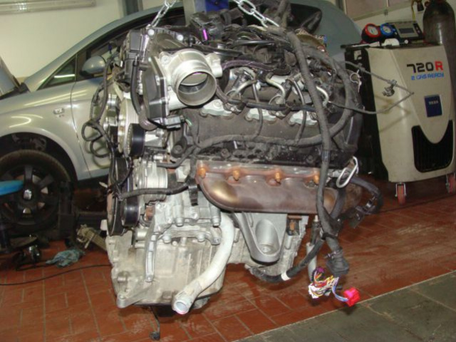 PORSCHE CAYENNE двигатель CVV 3.0 D как новый 2014