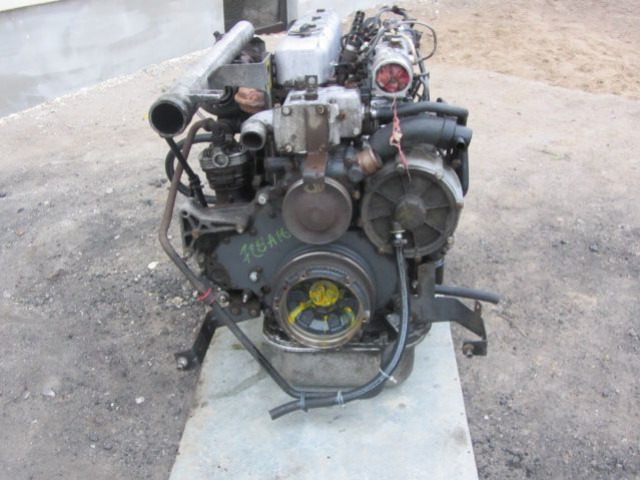 Двигатель glowica miska renault midlum 4116 180 DCI