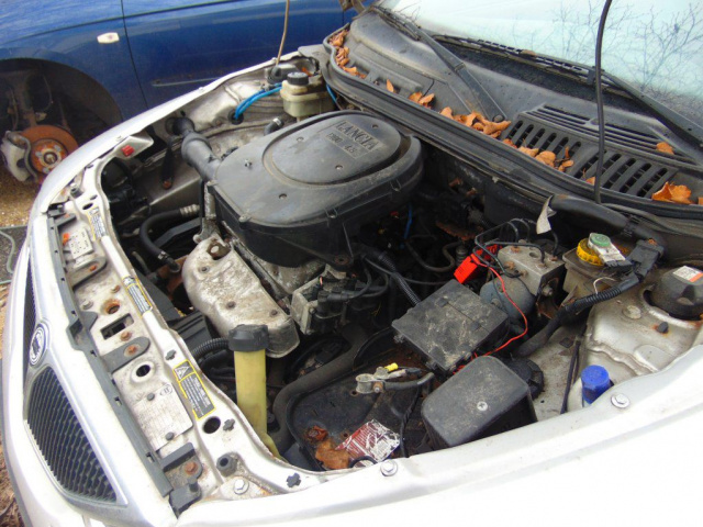 Lancia Ypsilon двигатель 00г.. 1.2 8V - 188A40000