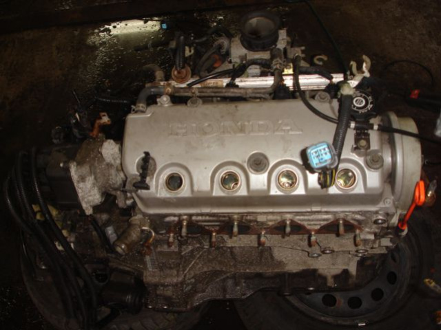 Двигатель HONDA Civic D16Y7 106Km 1.6L 96-00r