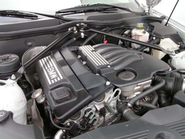 BMW E81 E87 E90 E91 X3 двигатель 2.0B N46B20 в сборе