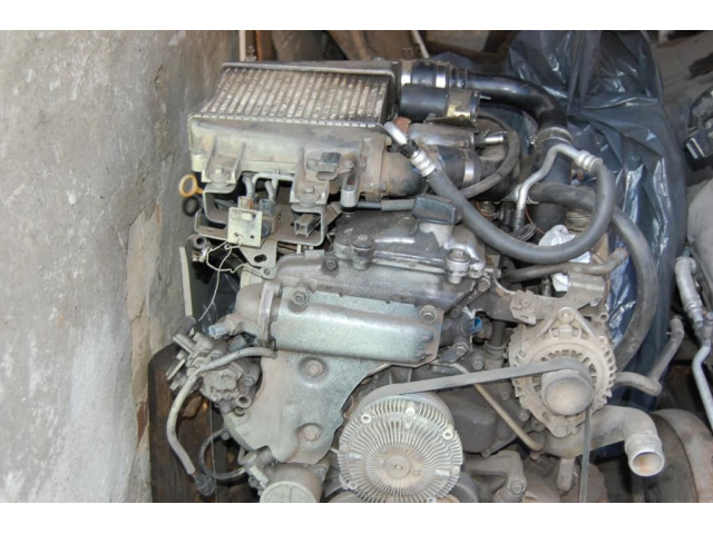 Nissan Patrol GR 61 3.0 DI TDi двигатель поврежденный