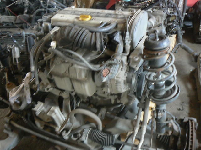 Двигатель opel vectra B X18XE.