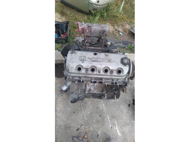 Двигатель Honda Accord 1.8 16v F18B2