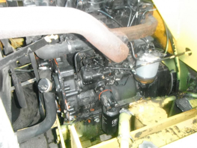 Двигатель PERKINS 3-CYLINDROWY