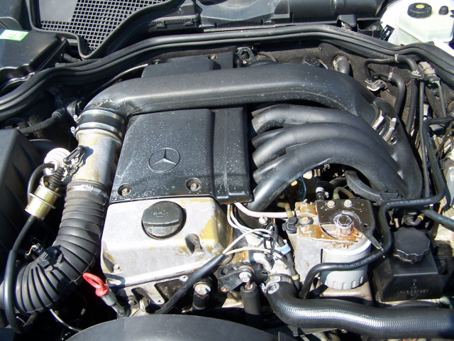 Двигатель Mercedes E-Klassa W210 2.5TD w машине
