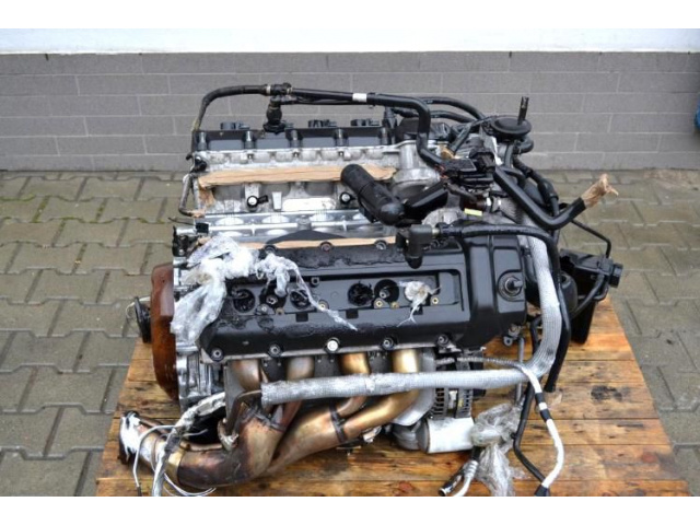 ASTON MARTIN VANTAGE CABRIO двигатель V8 4.3
