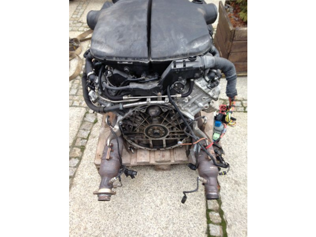 Поврежденный двигатель в сборе BMW E60 M5 M6 5.0 V10