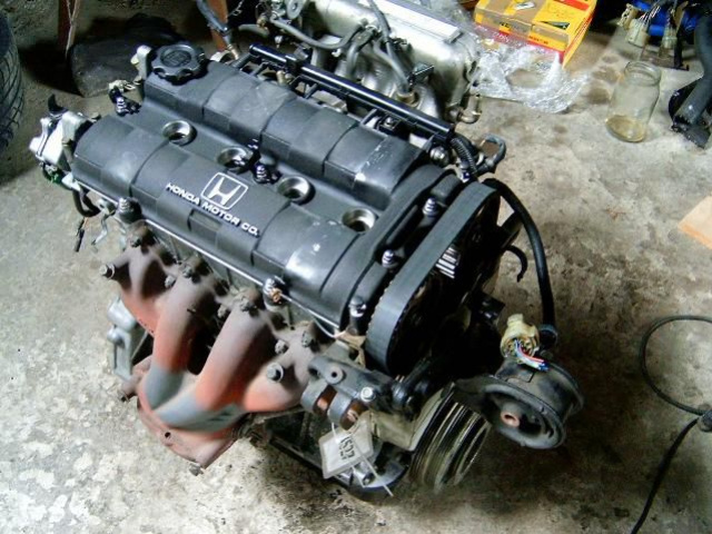 Двигатель Honda CRX Civic 1, 6 DOHC D16Z5 D16A9 ED9