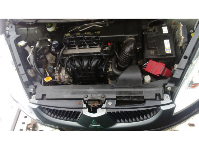 Mitsubishi COLT 04- smart 1.3 двигатель супер w машине