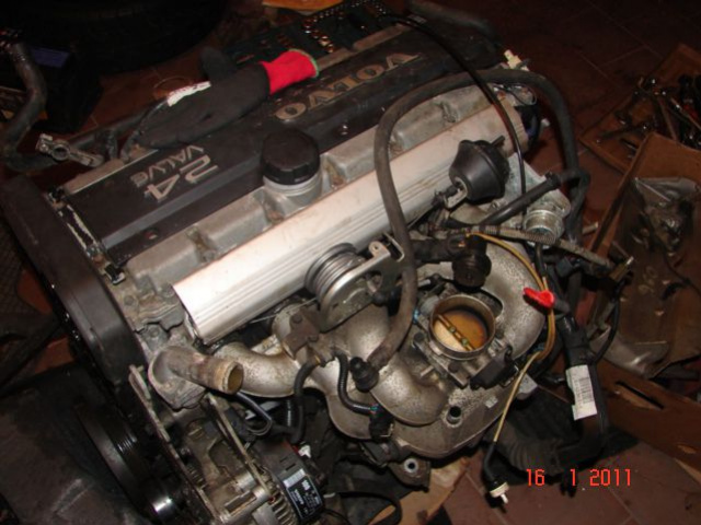 Двигатель 2.5 Volvo 960 s90 v90