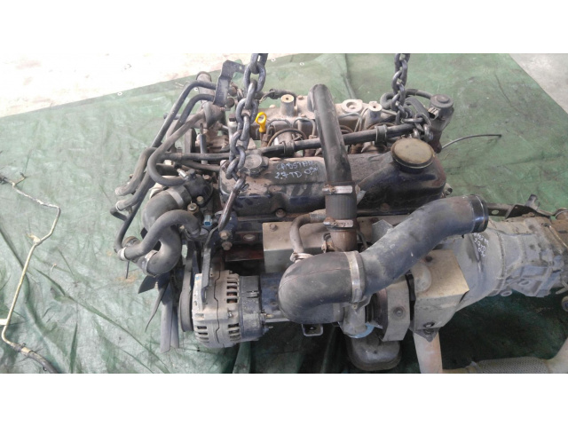 Двигатель NISSAN CABSTAR 2.7TD 03г. TD27