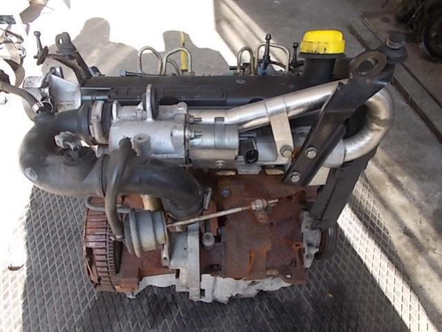 Двигатель Renault Clio 1.5 DCI rozrusznik z tylu