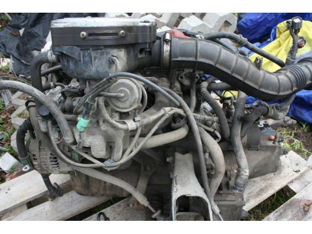 Двигатель HONDA CIVIC 1.5 D15B2 92-95 в сборе 5 V