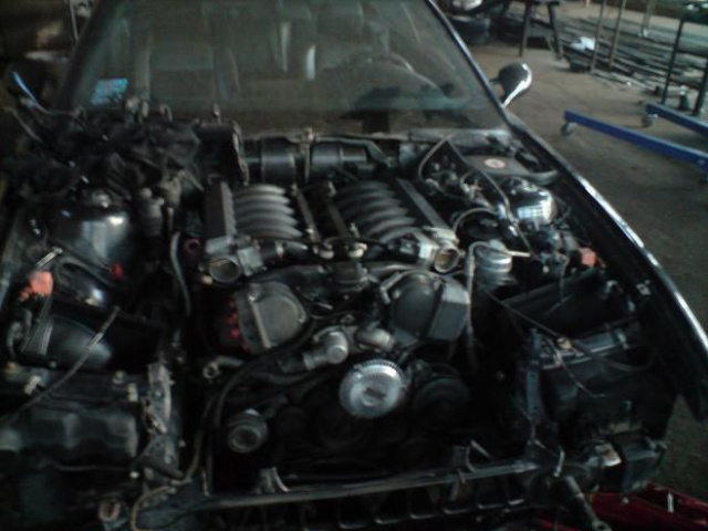 Двигатель BMW E31 850i M70B50 5, 0 V12
