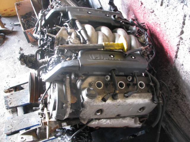 Двигатель HONDA LEGEND 3.2 V6 АКПП в сборе !!