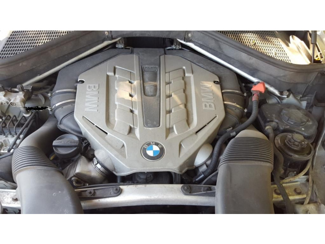 BMW X5 X6 M E70 E71 50i 550i двигатель N63B44A