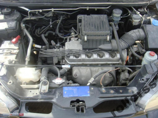 Двигатель HONDA HRV 5-DRZWI В отличном состоянии d16w1 RADOM