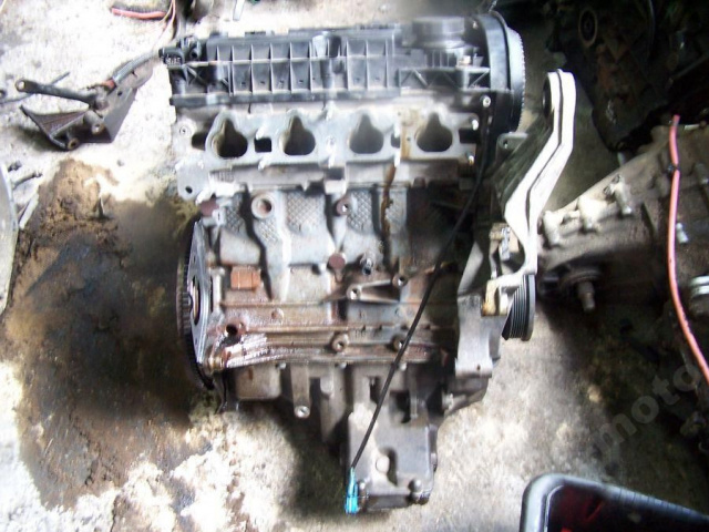 Двигатель ALFA ROMEO 147 156 TS 1.6 16V AR 32104 Czwa