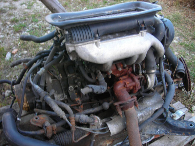 Двигатель коробка передач PEUGEOT 405 406