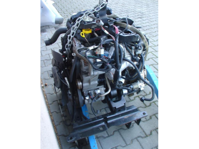JEEP LIBERTY двигатель 2.5CRD 2003г. Europa