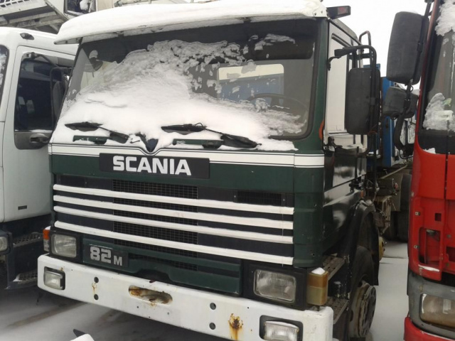 Scania 82 m двигатель в сборе / коробка передач kabina