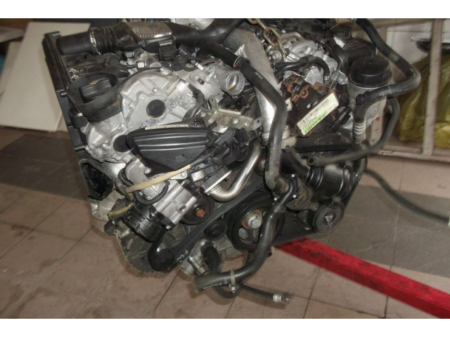 MERCEDES CLS W 219 двигатель в сборе 3.0 320 CDI