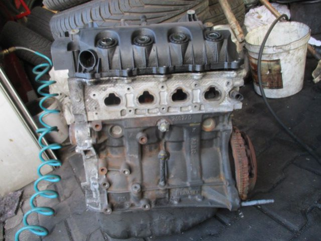 RENAULT THALIA 2010 1, 2 B двигатель D4FG728 ORYGINAL