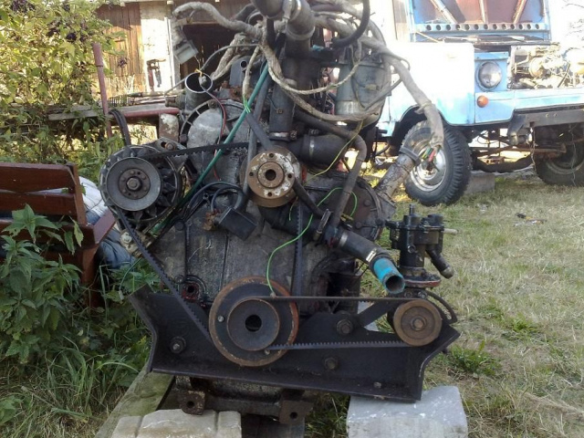 Двигатель perkins kampletny z skryznia biegow