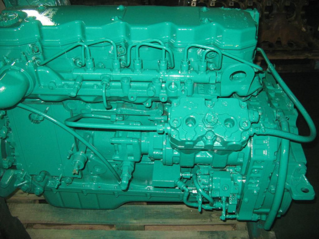 Двигатель CUMMINS ISBE4-300 koparka autobus