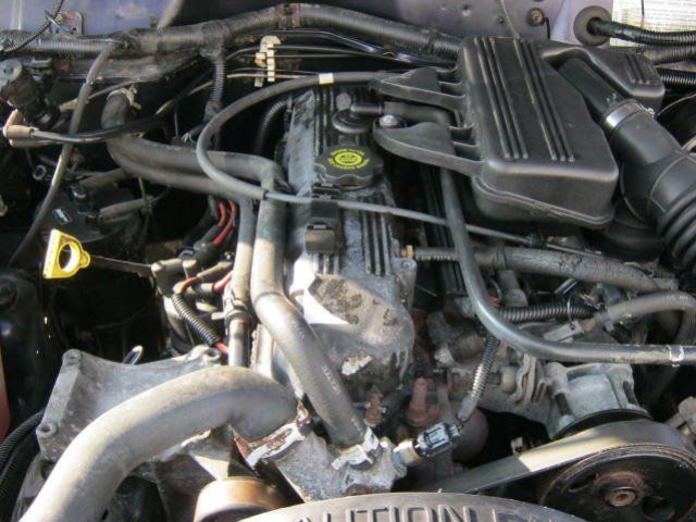 Jeep Cherokee XJ 2.5 97-01 двигатель