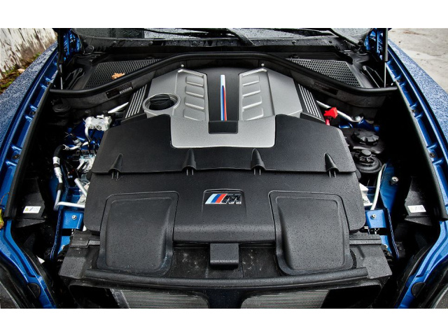 В сборе двигатель BMW X6 M6 X5 M5 E71 E70 555KM S63B44A
