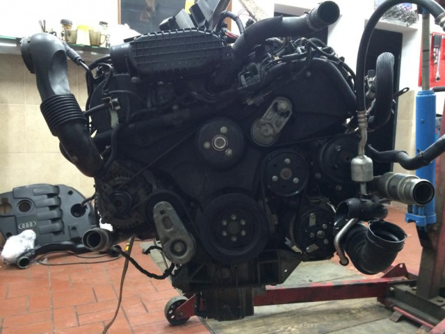 LAND ROVER DISCOVERY двигатель 306 DT 2013 год 45 тыс