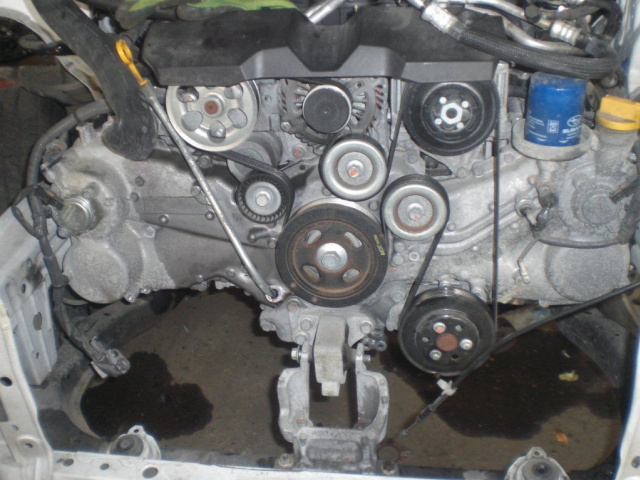 Subaru OUTBACK двигатель 2.5 бензин 2013
