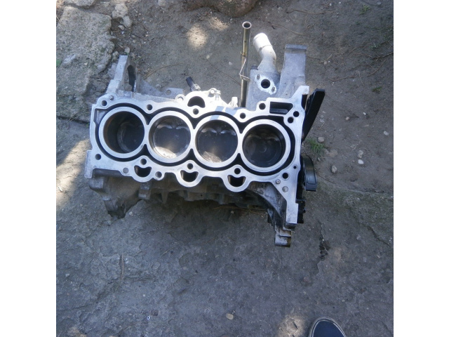 Двигатель 1600 16 V kia 2011 год