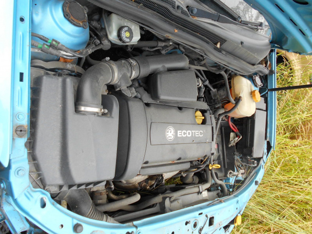Двигатель 1.6 16V ecotec Z16XEP opel astra H combo