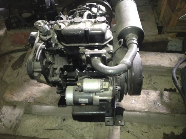 Dwucylindrowy двигатель mitsubishi, kubota