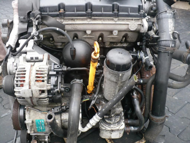 Двигатель в сборе RENAULT VOLVO V40 S40 01/04г. F9K