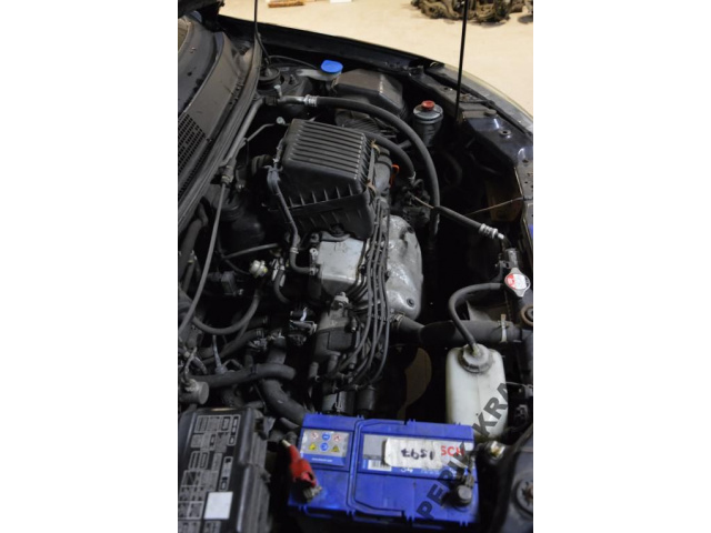 Honda HRV hr-v 99- двигатель 1.6 D16W1 KRK запчасти