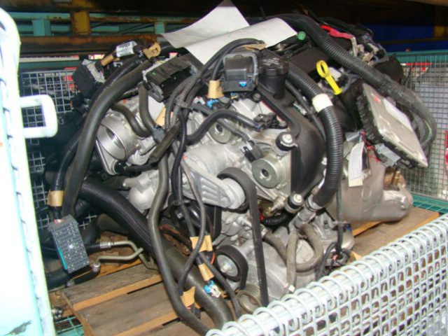 CADILLAC XLR двигатель новый BEZ пробега