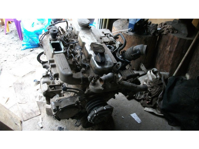 Nissan Terrano двигатель 2, 7td 125tys.km поврежденный.