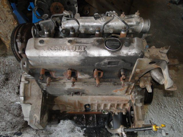 Двигатель в сборе. Renault Midlum 150 DCI 2002г..,
